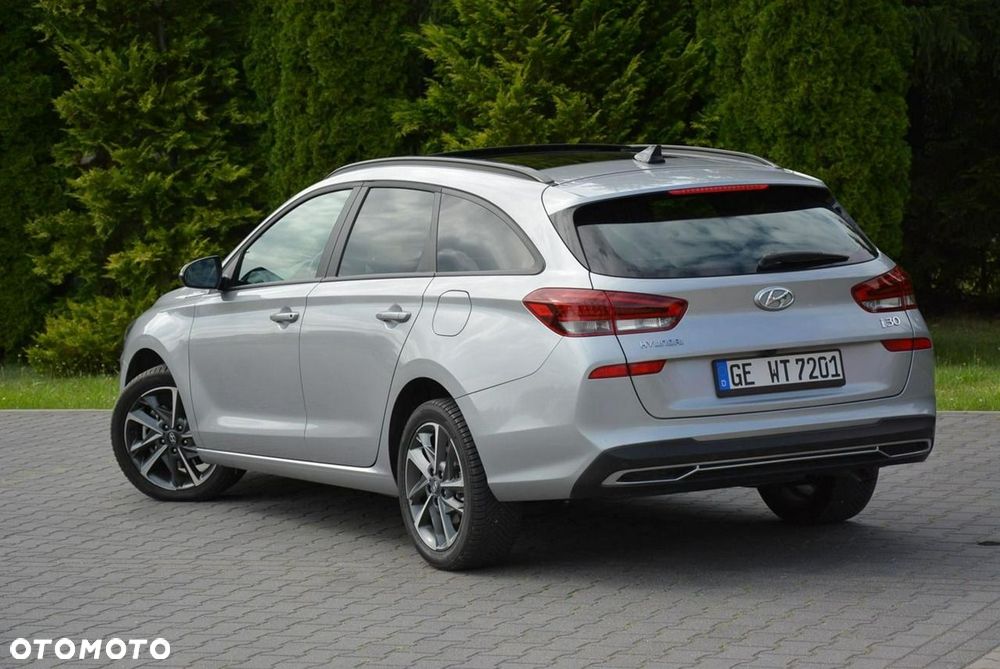 Hyundai i30 1.5 T-GDI 48V-Hybrid DCT Advantage - 12