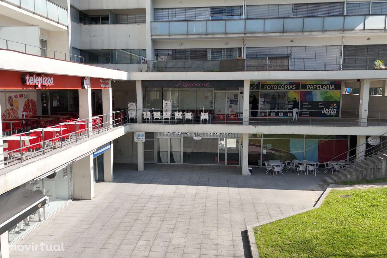 Loja comercial Junto à Universidade do minho - Grande imagem: 2/22
