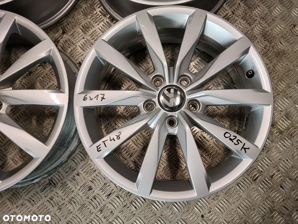Felgi Vw Golf Caddy Jetta Passat T-Roc Tiguan Touran 6Jx17 et48 5x112 - 7
