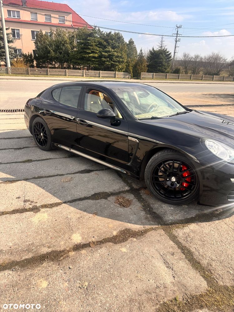 Porsche Panamera Standard - 12