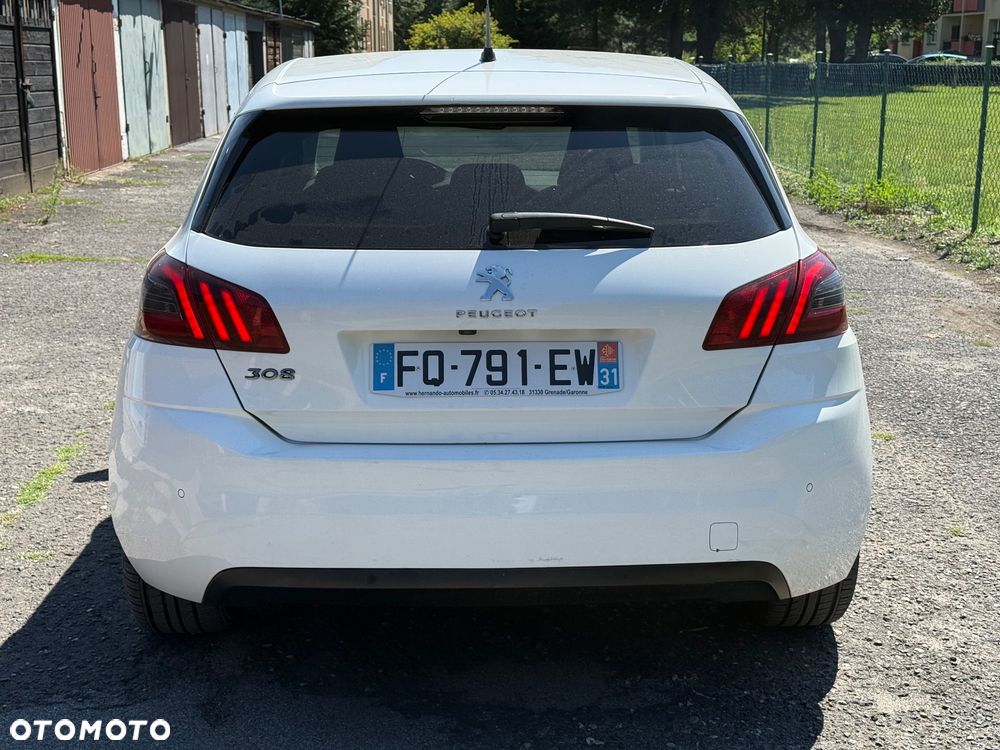 Peugeot 308 BlueHDi FAP 130 Stop & Start Tech Edition - 4