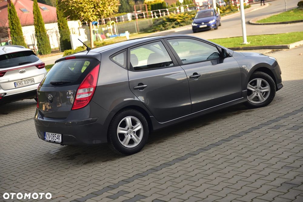 Hyundai i30 1.6 CRDi Comfort - 14