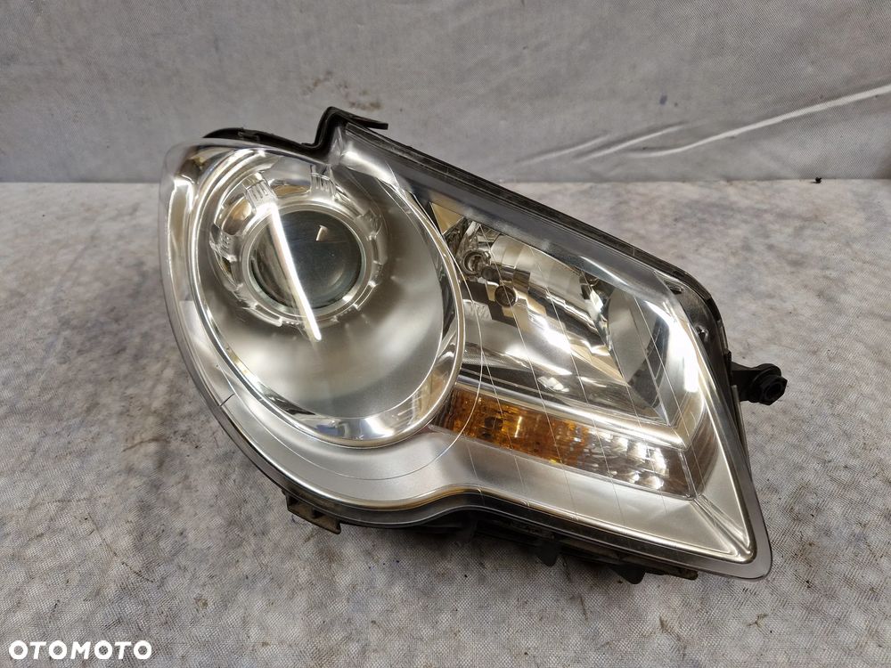 VW Touran I 1T0 Lift Lampa Prawa Soczewka