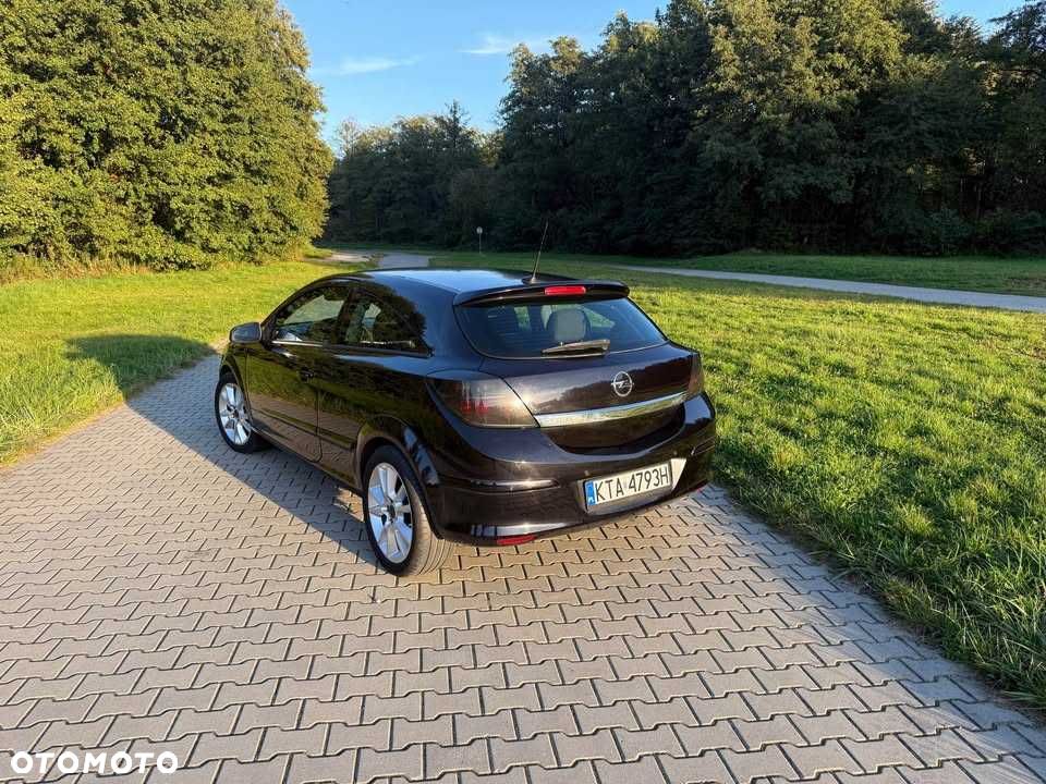 Opel Astra - 4