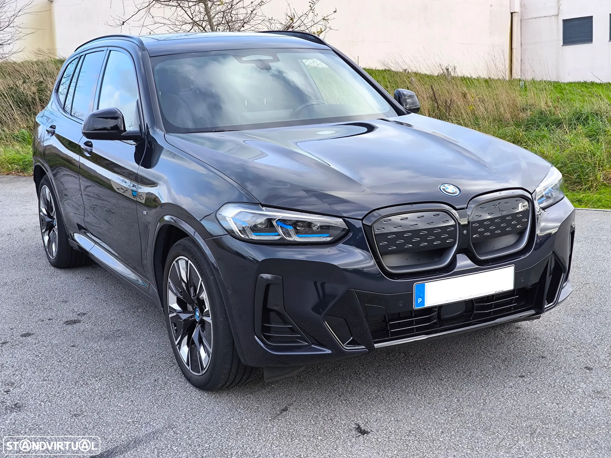 BMW iX3 M Sport Impressive - 3