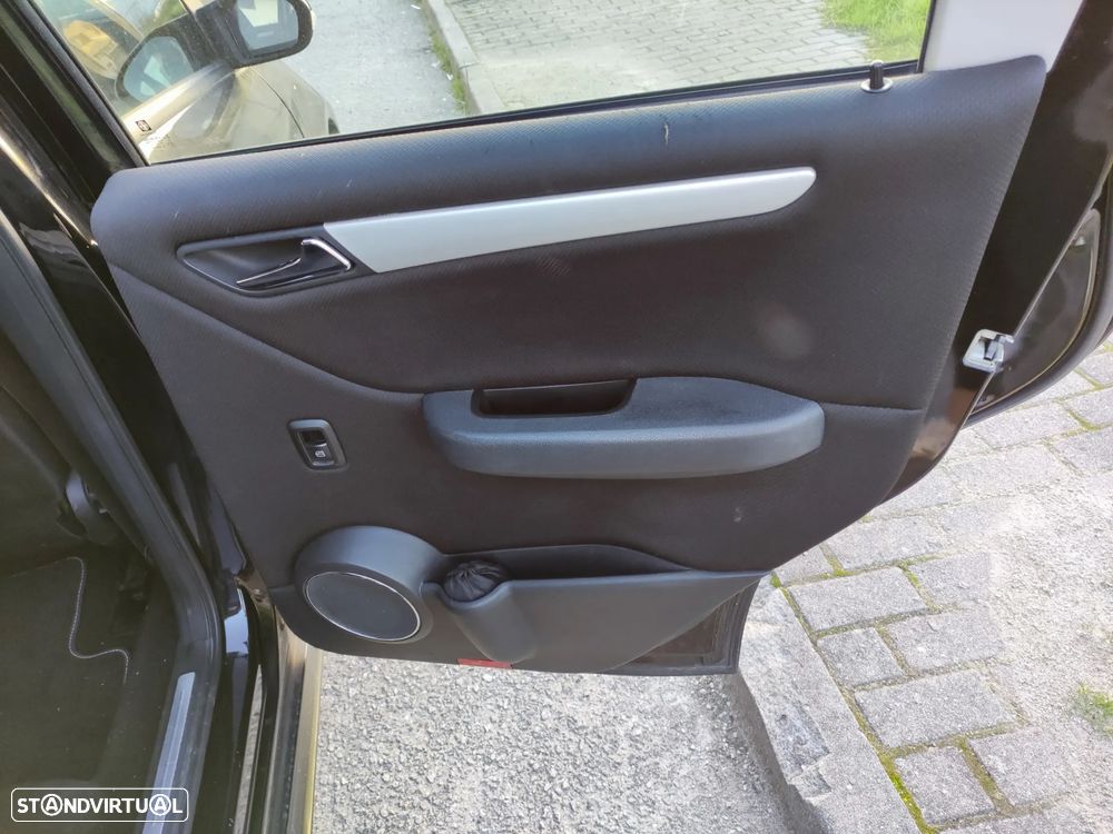 Mercedes-Benz A 170 Elegance - 15