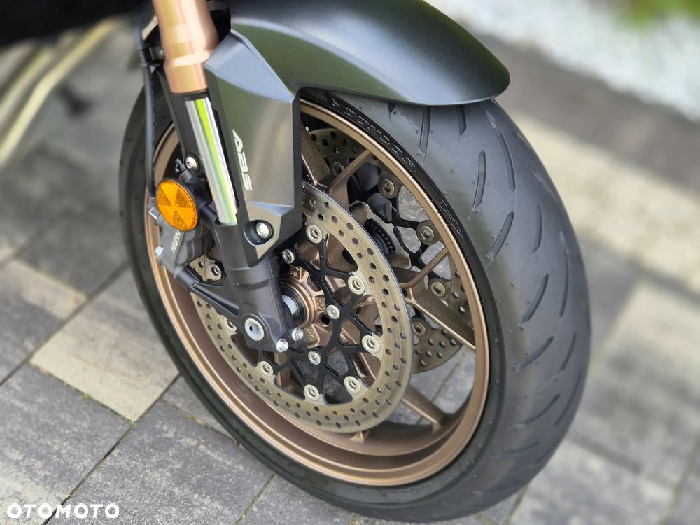Honda CB - 17
