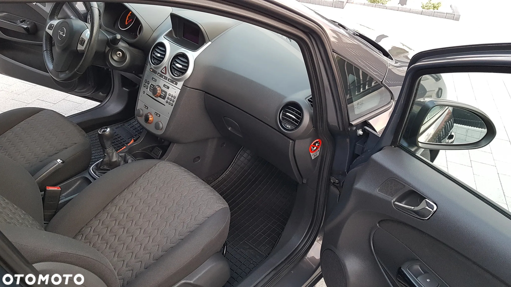 Opel Corsa 1.2 16V Color Edition - 7