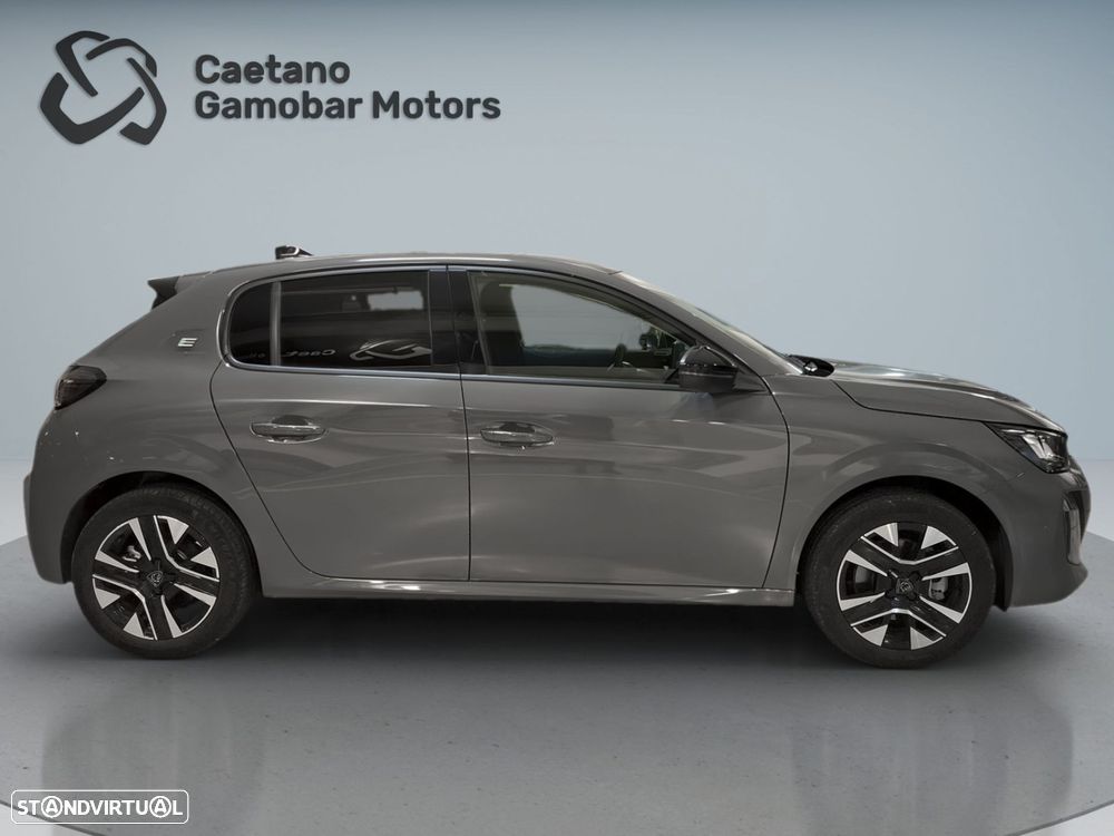 Peugeot e-208 50 kWh Allure — fotografia 9
