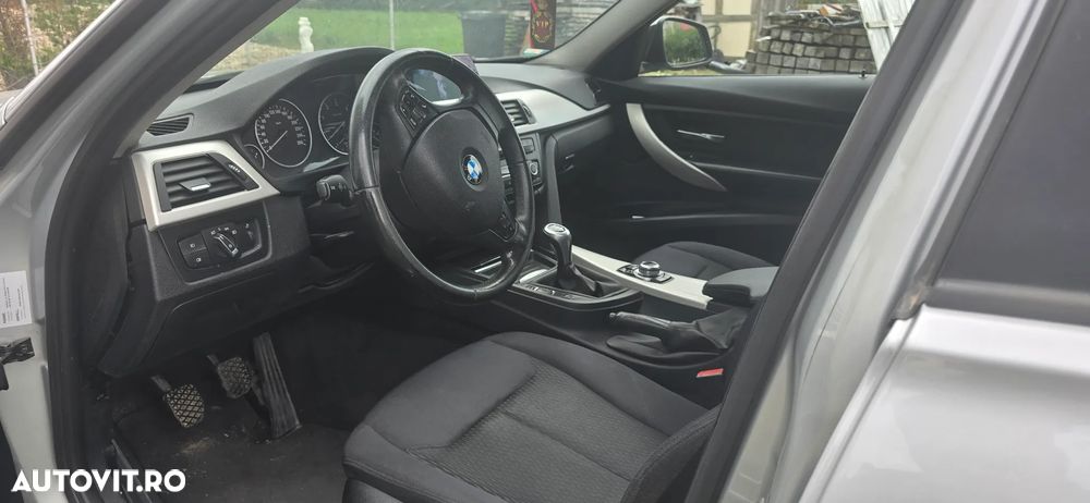 BMW Seria 3 318d - 10