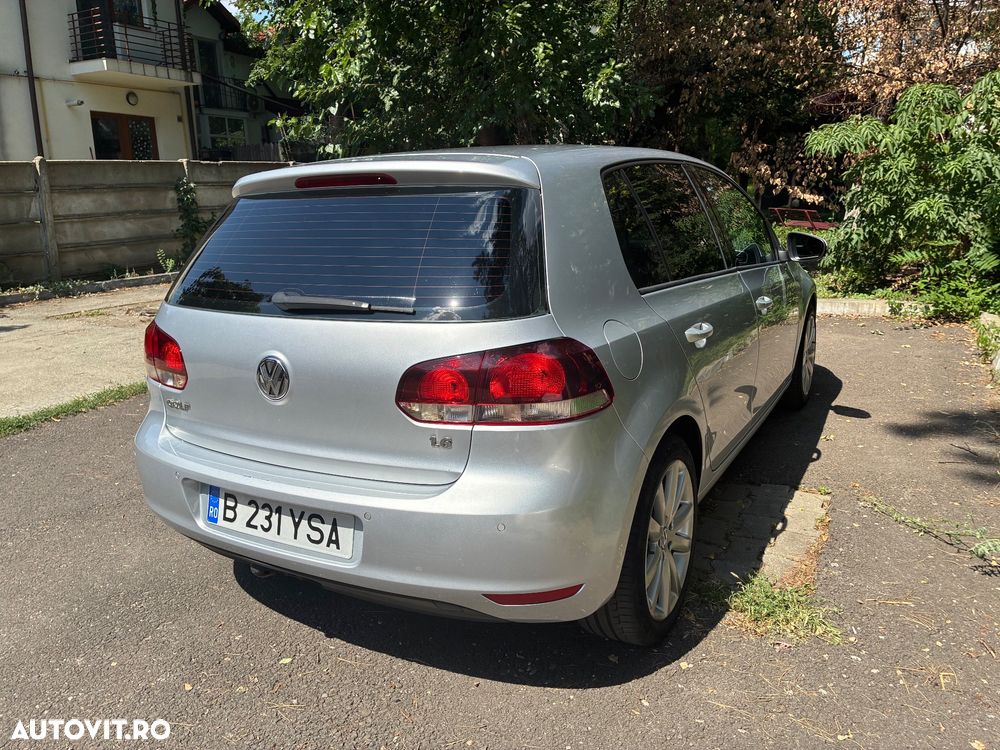 Volkswagen Golf 1.6 Highline DSG - 4