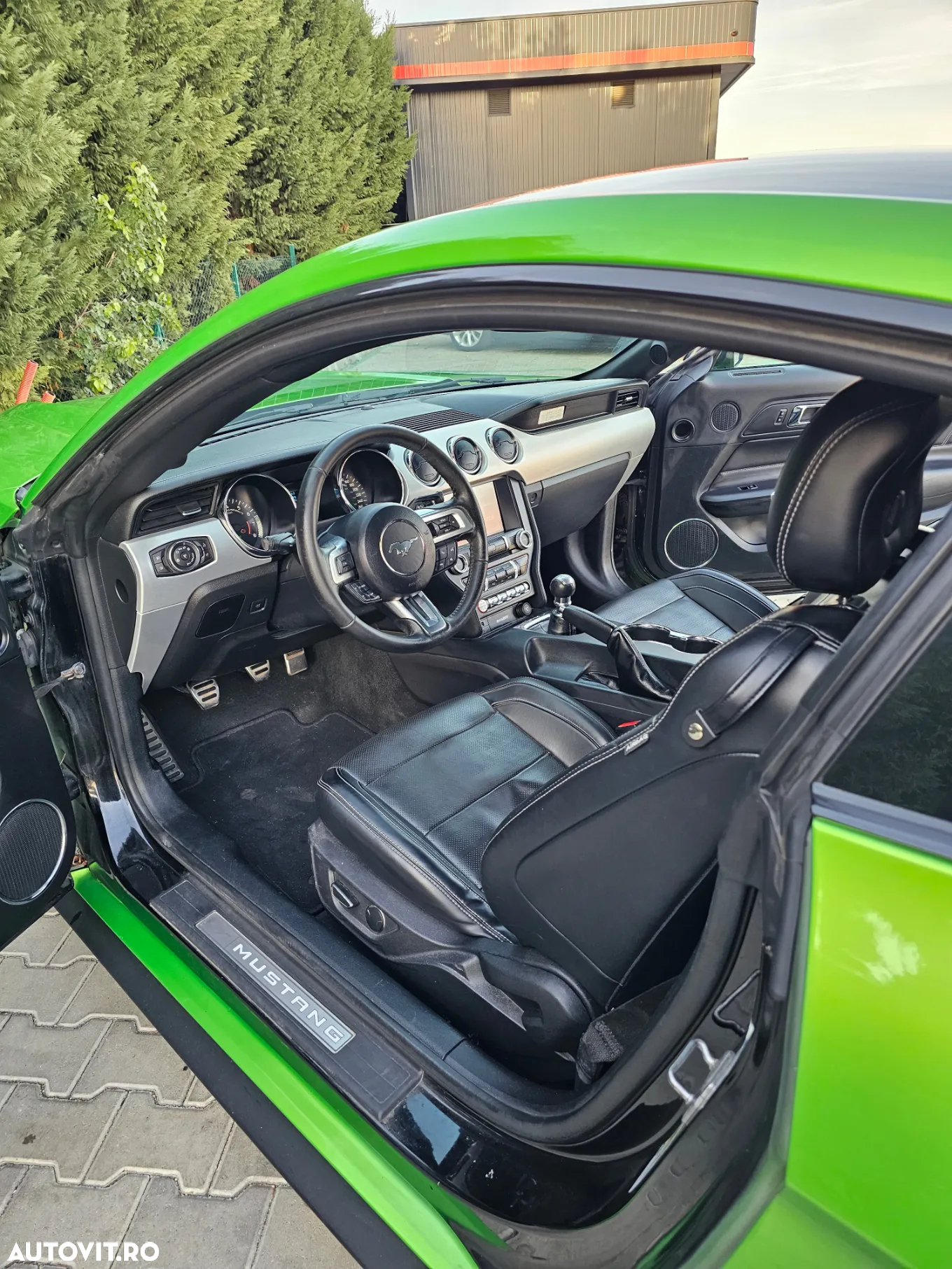 Ford Mustang 2.3 EcoBoost - 9