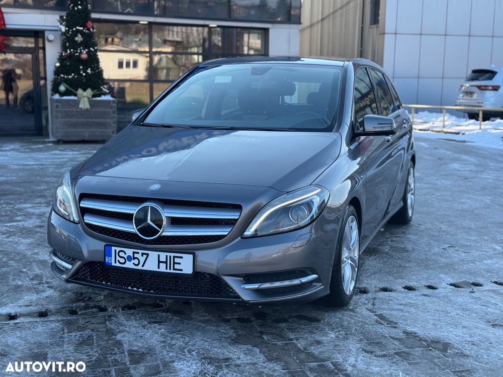 Mercedes-Benz B 180 - 11