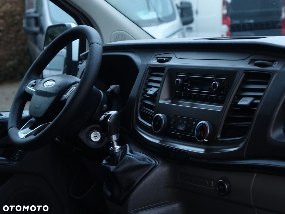 Ford Transit Custom 6-osobowy LONG brygadówka L2H1 - 10