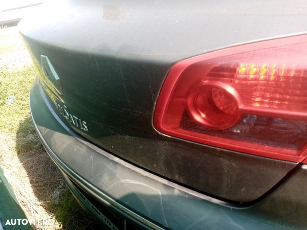 Dezmembrez RENAULT velsatis 2.2 diesel
