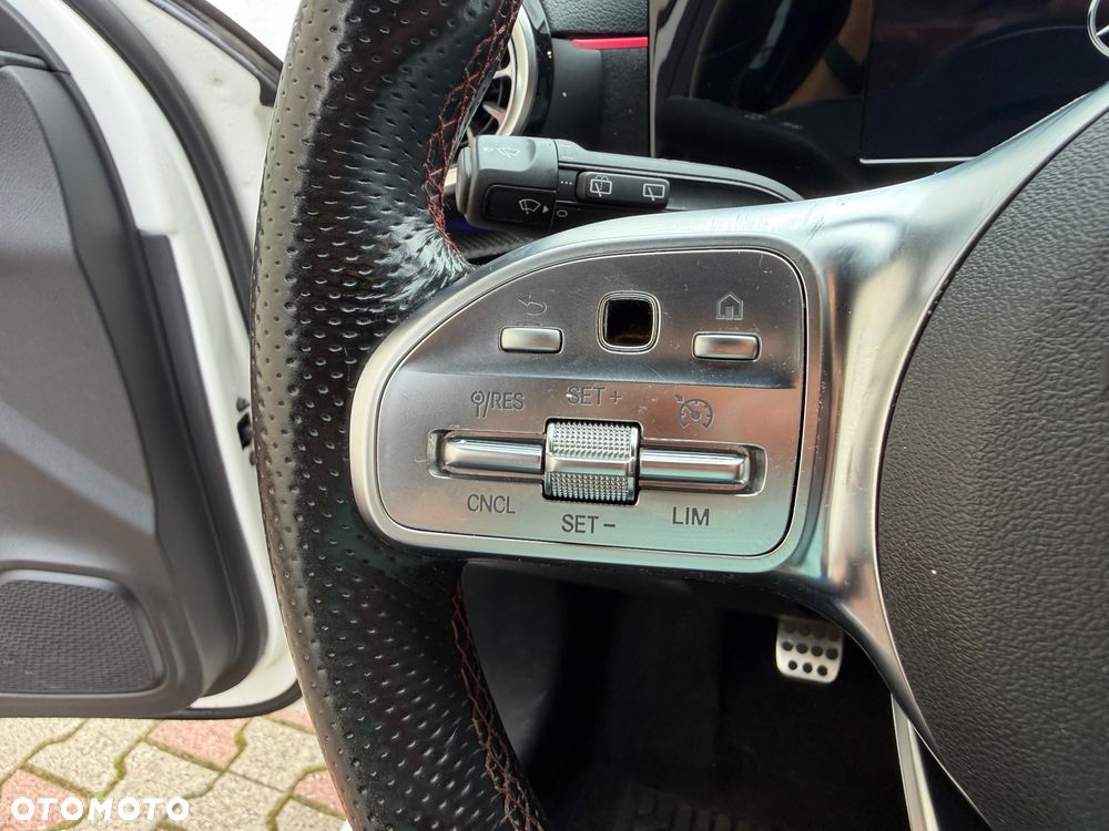 Mercedes-Benz Klasa A 180 AMG Line - 18