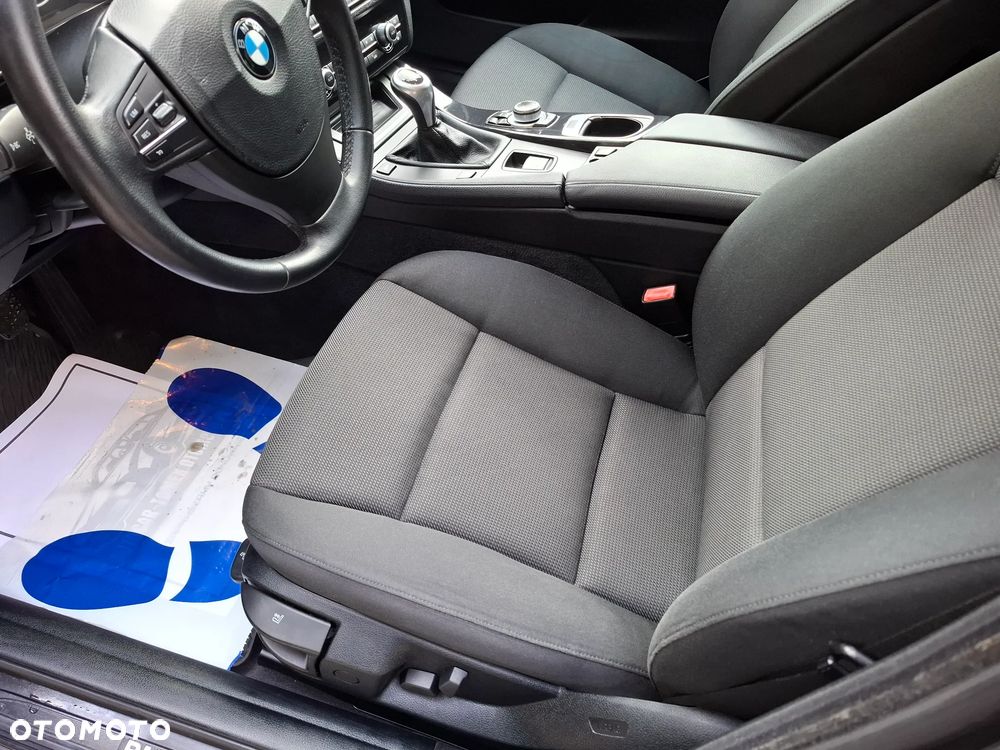 BMW Seria 5 520d Luxury Line - 22