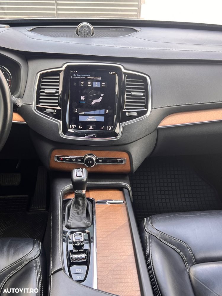Volvo XC 90 D5 AWD Inscription - 8