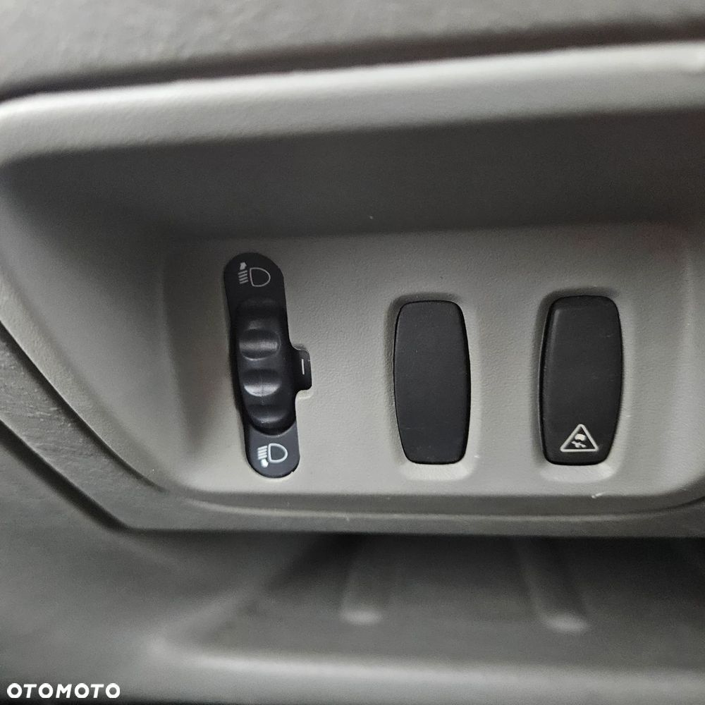 Nissan Primastar - 23