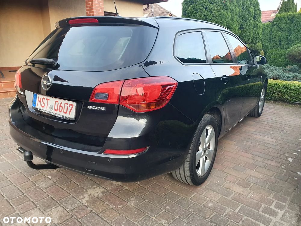 Opel Astra 2.0 CDTI ENERGY - 9