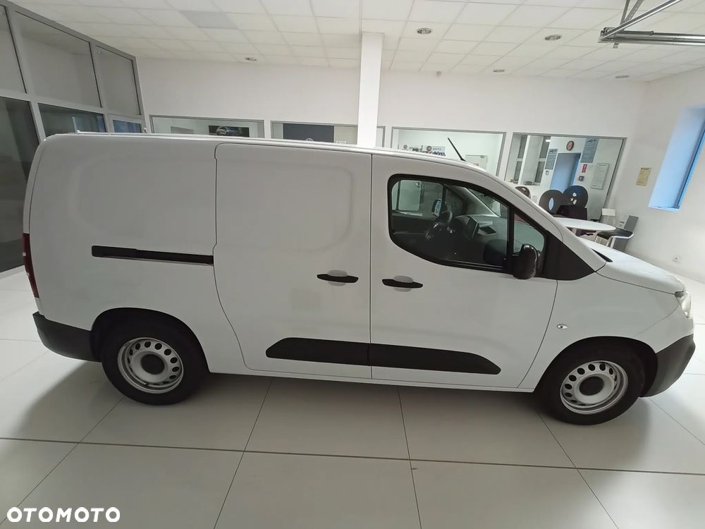 Fiat e Doblo L2 750kG, 136KM, akumulator 50 kWh - 10