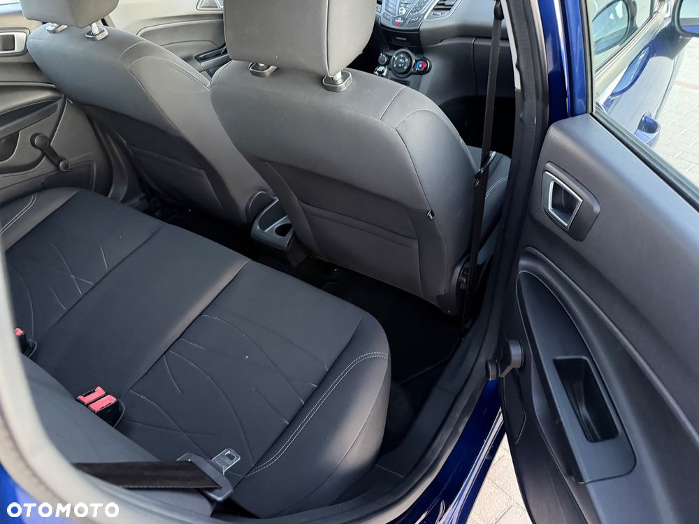 Ford Fiesta 1.4 Titanium EU6 - 11