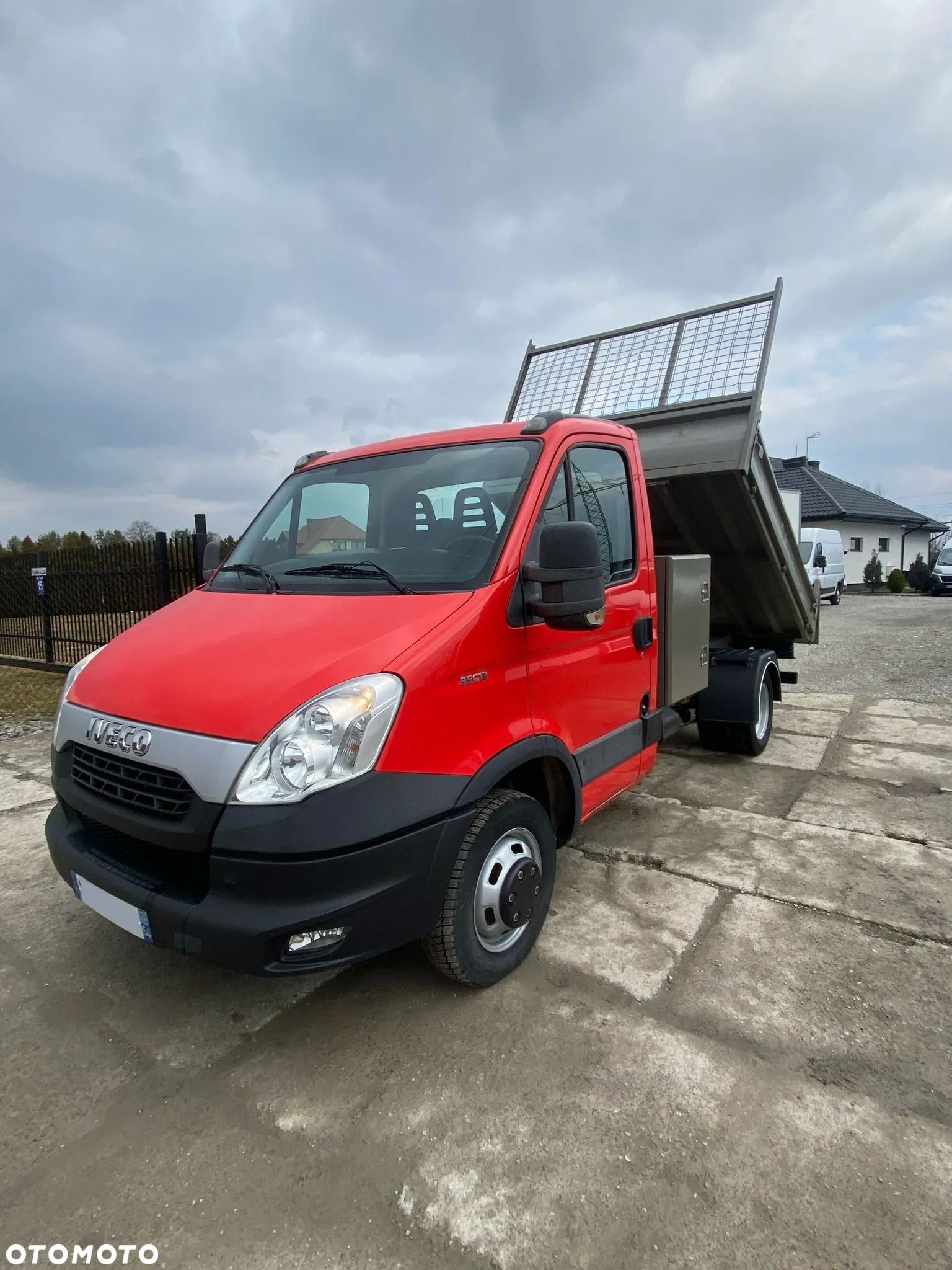 Iveco DAILY 35C13 WYWROTKA / KLIMATYZACJA / BLIŹNIACZE KOŁA / SPROWADZONA Z FRANCJI - 1