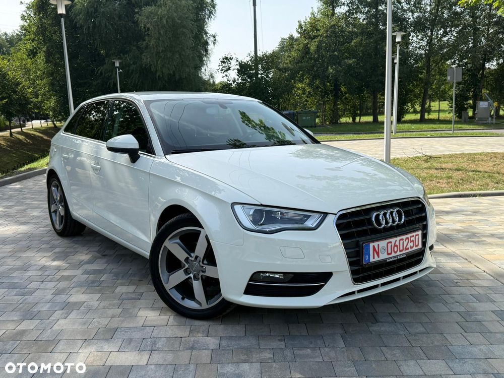 Audi A3 Sportback 2.0 TDI S tronic Attraction - 1