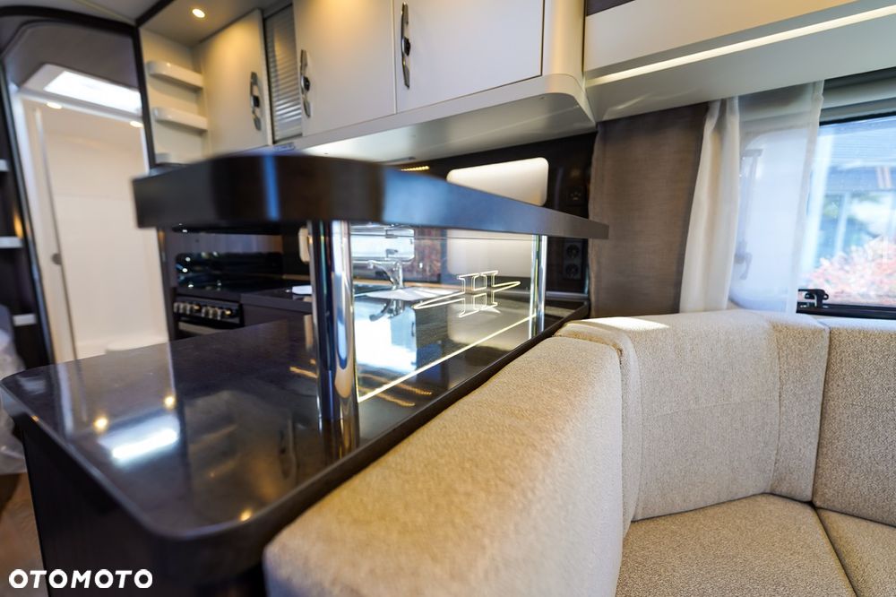 Hobby 560 FC Prestige - 12