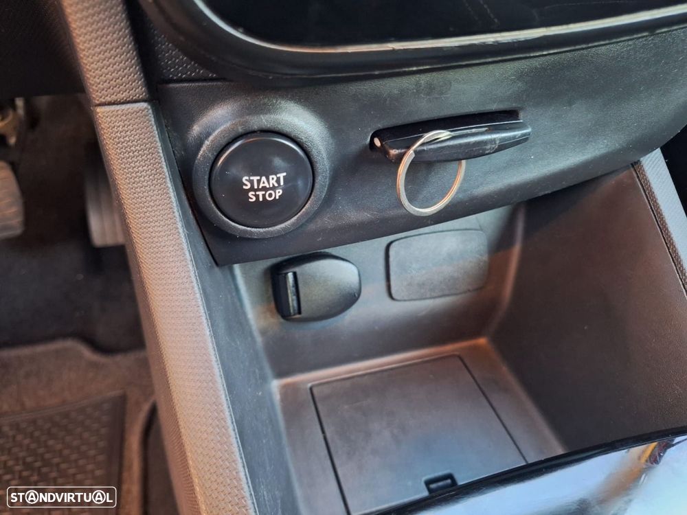 Renault Clio 1.5 dCi Dynamique S EDC - 24