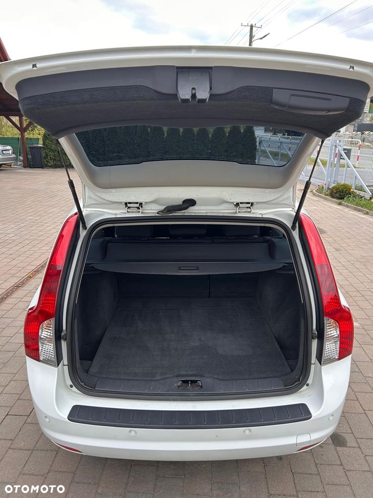 Volvo V50 D2 Summum - 12
