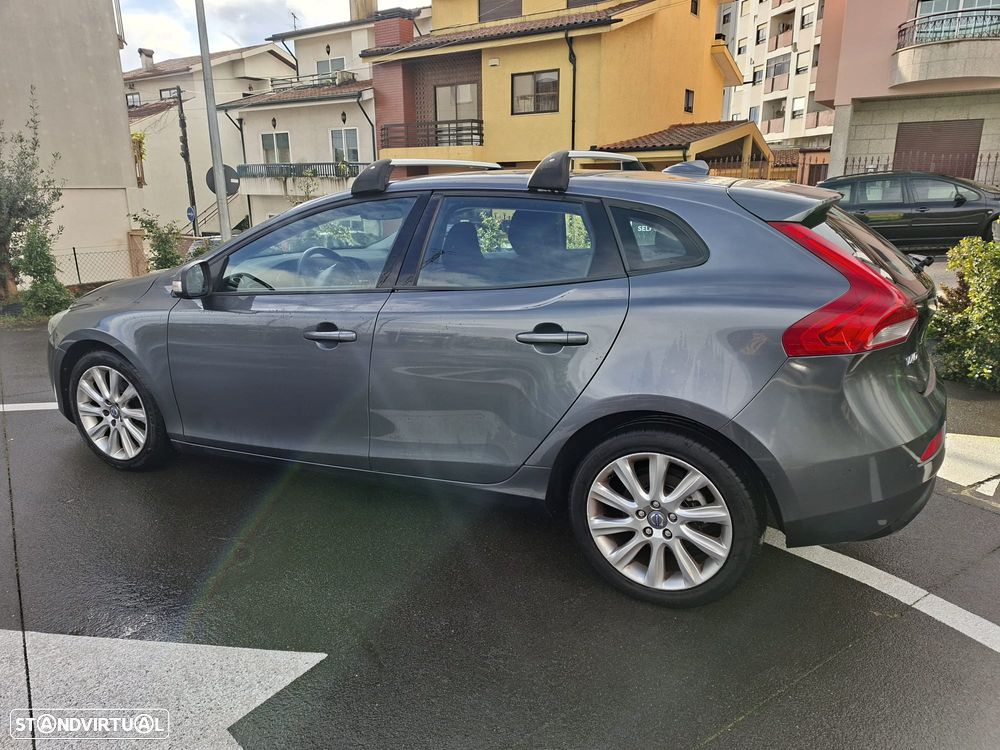 Volvo V40 D2 - 5
