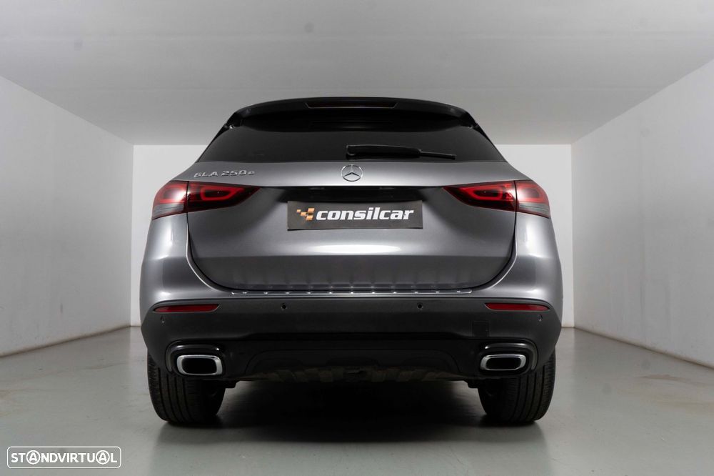 Mercedes-Benz GLA 250 e Progressive - 4