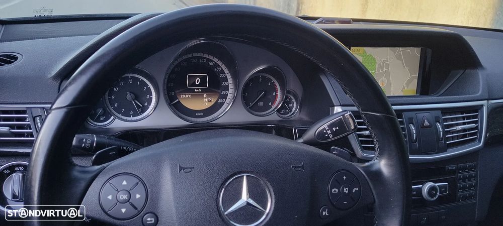 Mercedes-Benz E 220 BlueTEC Avantgarde Auto. - 5