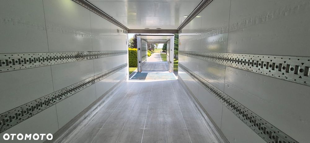 Mercedes-Benz Mercedes-Benz Actros 2540 - 34