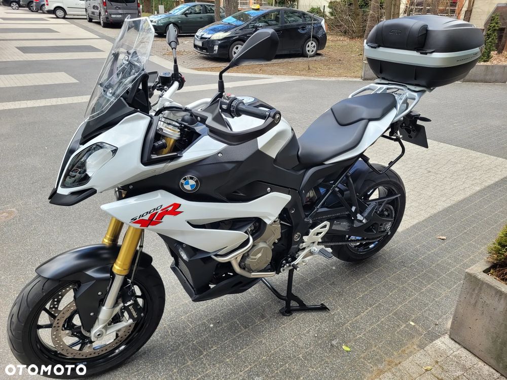 BMW S - 3