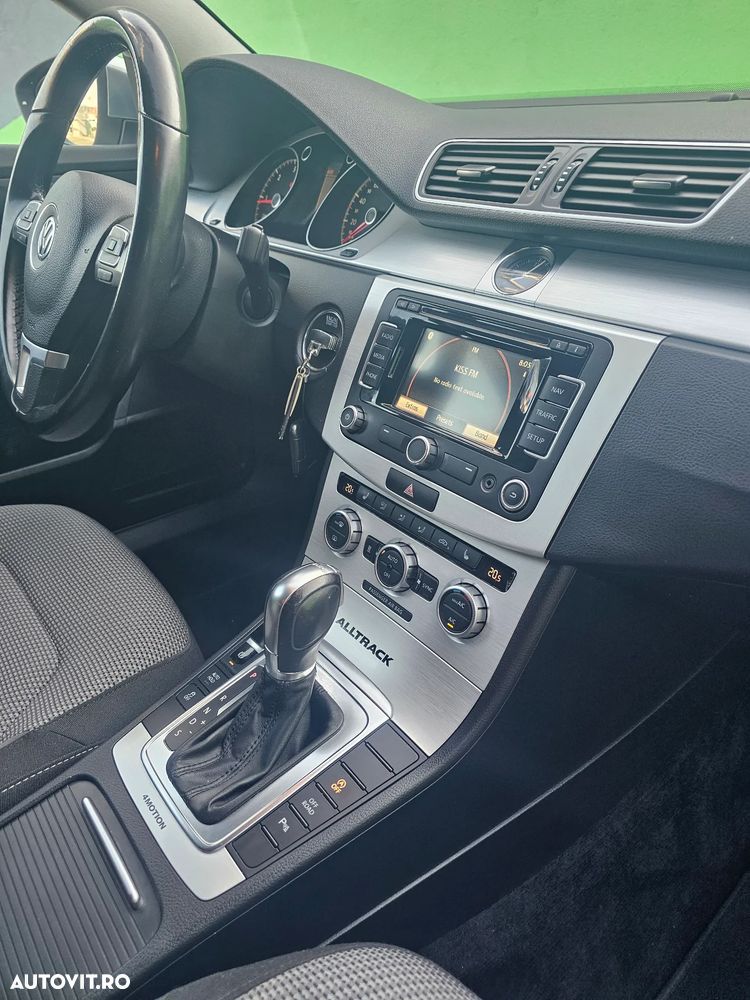 Volkswagen Passat - 26