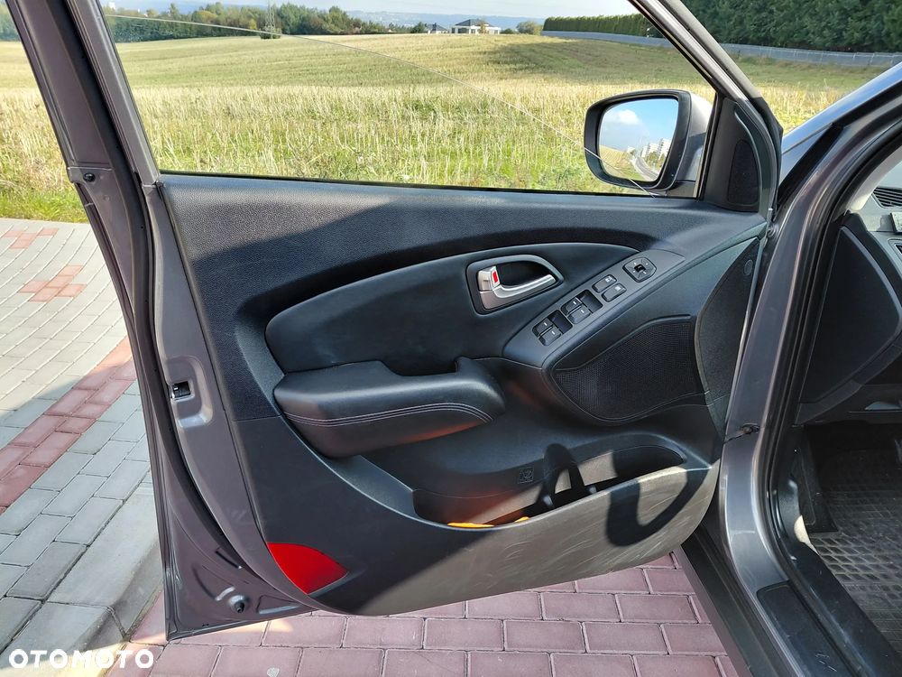 Hyundai ix35 2.0 CRDi Premium 4WD - 23
