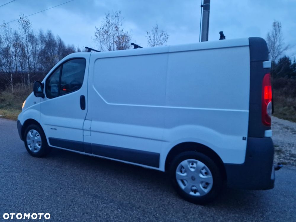 Renault Trafik - 15
