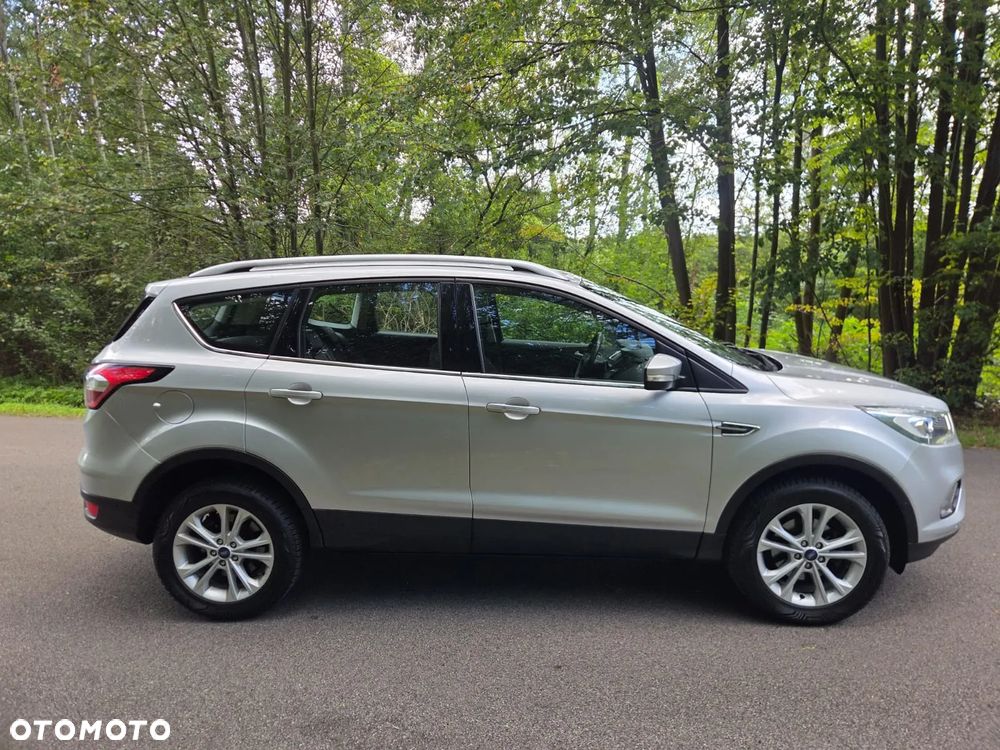 Ford Kuga 1.5 EcoBoost 2x4 Business Edition - 9