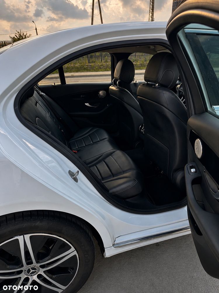 Mercedes-Benz Klasa C 160 9G-TRONIC - 31