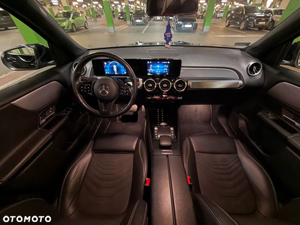 Mercedes-Benz GLB 200 7G-DCT - 11