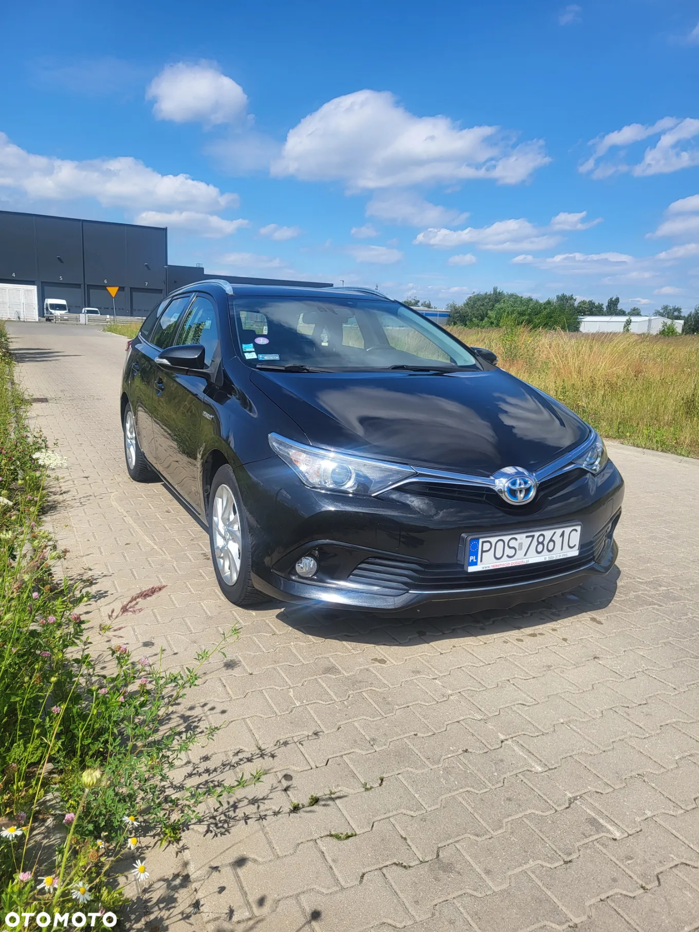 Toyota Auris 1.8 VVT-i Hybrid Automatik Comfort - 2
