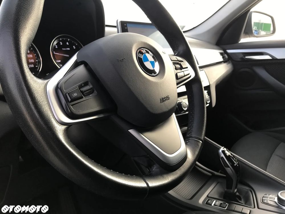 BMW X1 sDrive18i Business Edition - 31