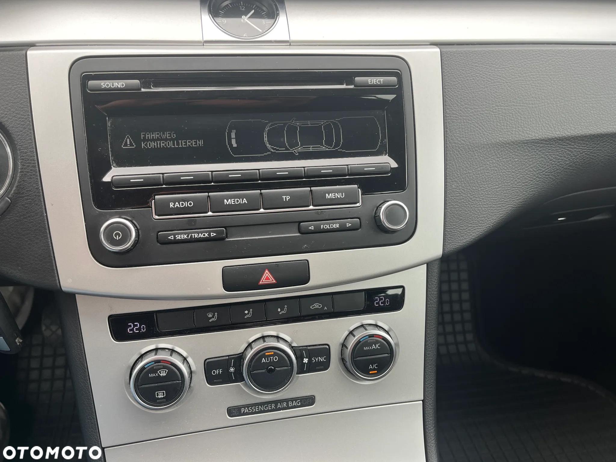 Volkswagen Passat 1.4 TSI BMT Comfortline - 15