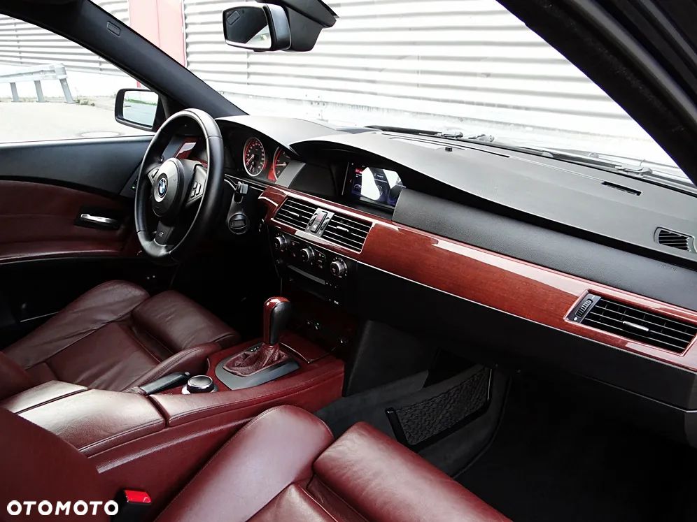 BMW Seria 5 530xd - 25