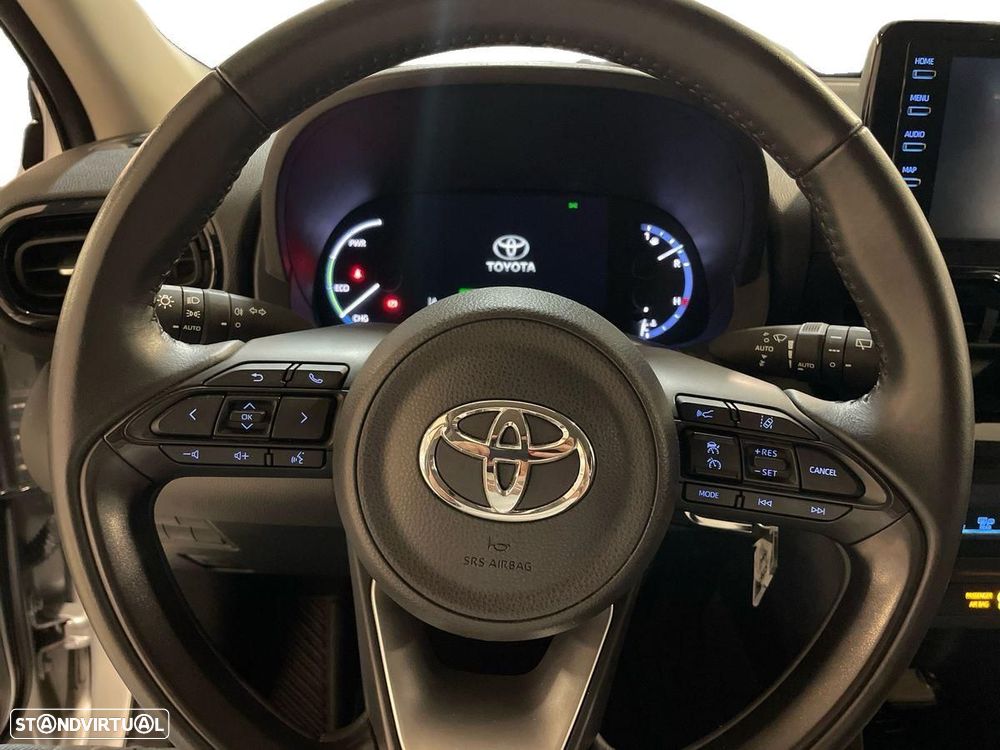Toyota Yaris Cross 1.5 HDF Comfort Plus - 14