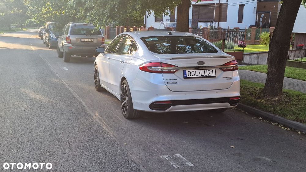Ford Fusion 2.0 EcoBoost Titanium - 8