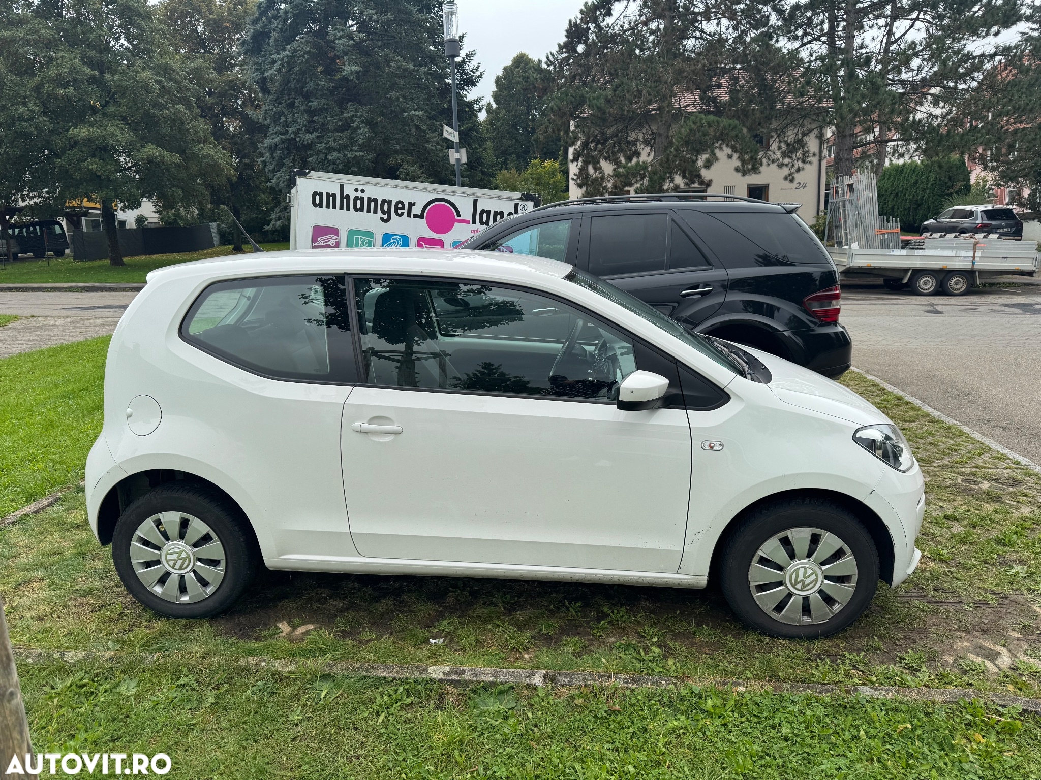 Volkswagen up! white - 4
