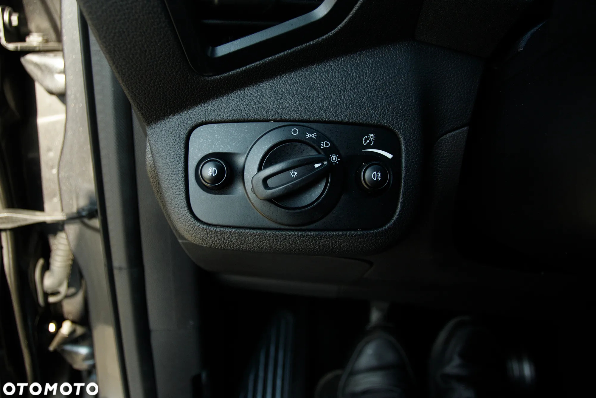 Ford Kuga 1.5 EcoBoost 2x4 ST-Line - 30